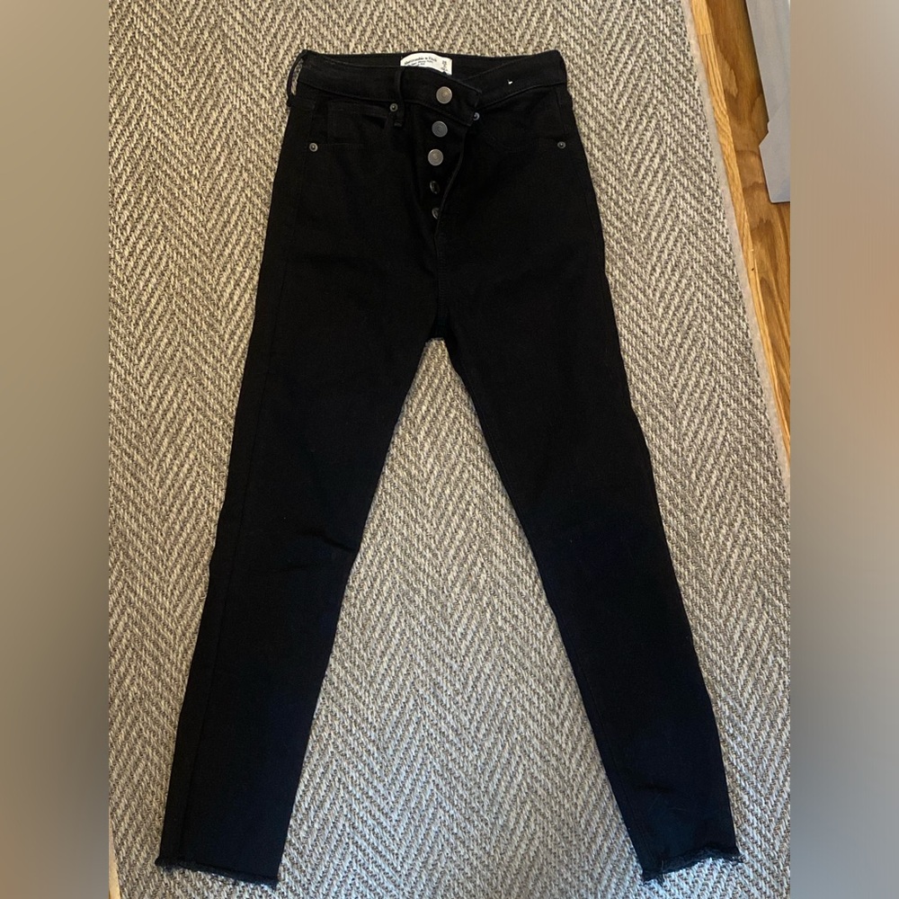 Black skinny jeans